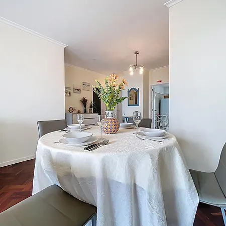 アパート Forum Delights