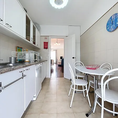 Forum Delights Apartment *