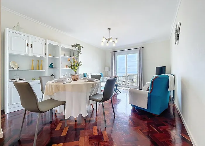 Forum Delights Apartment *