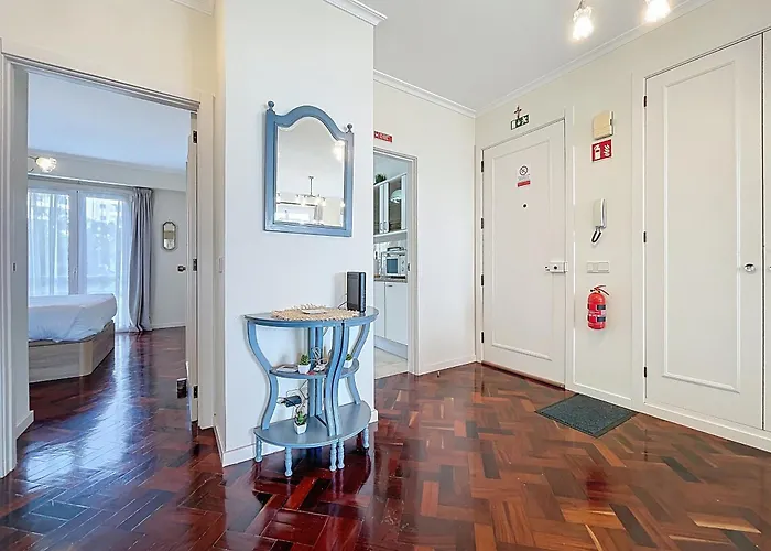 Apartment Forum Delights