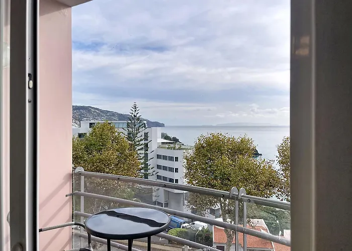 Forum Delights * Funchal (Madeira)